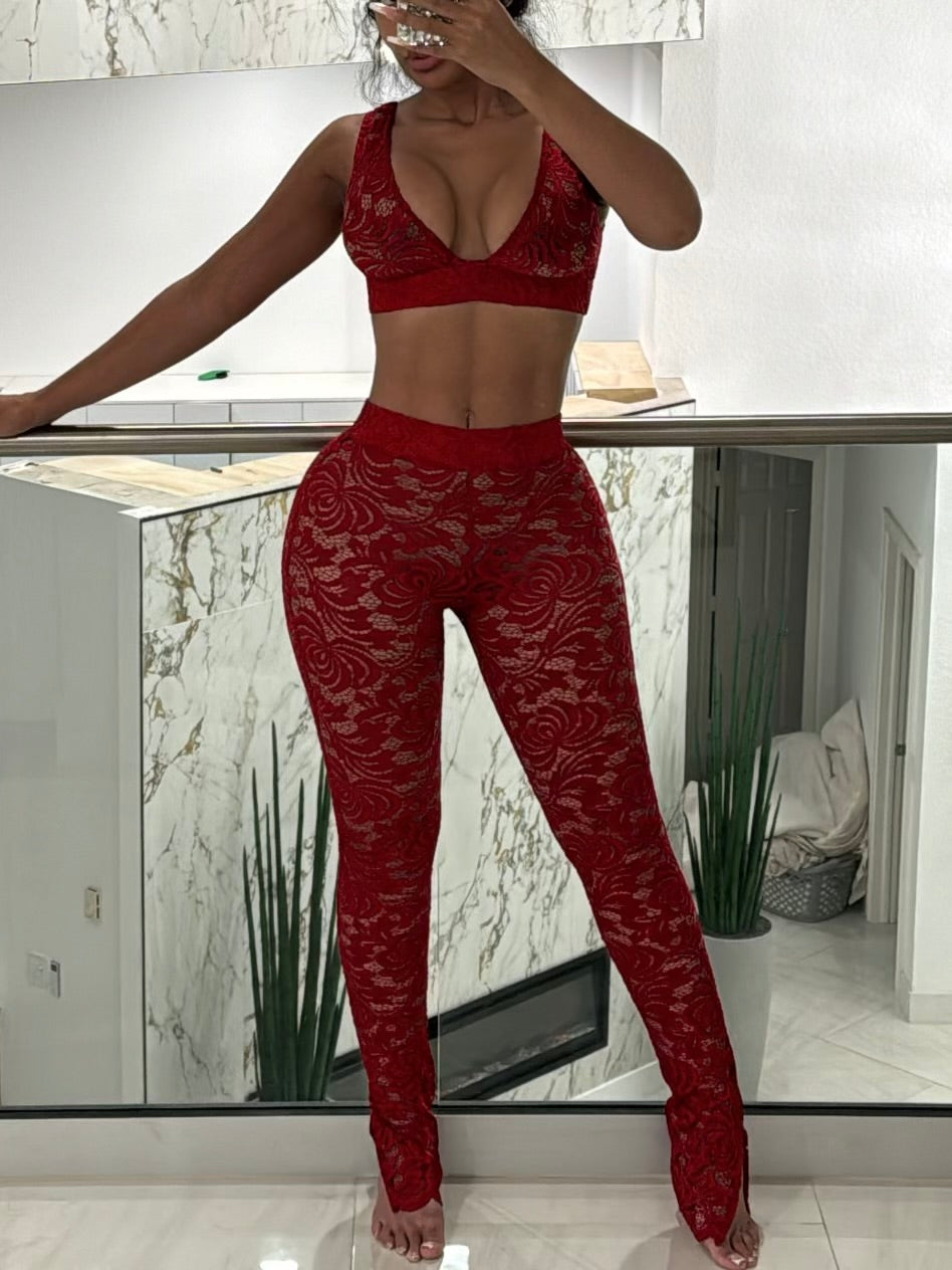 RED LACE SET